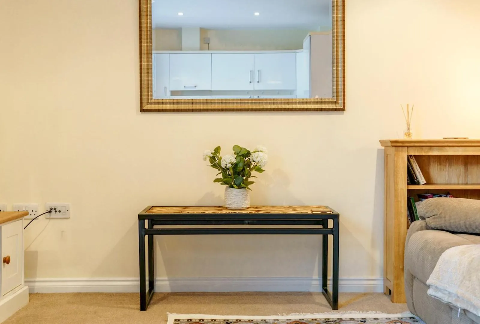 Cathedral Quarter City Centre Walk Everywhere Pass The Keys Belfast Apartment